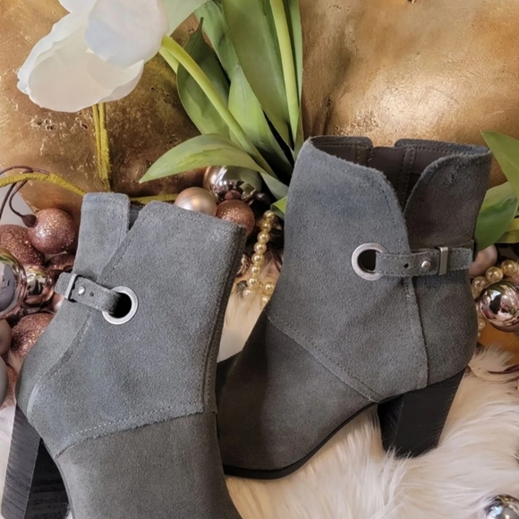 Koolaburra by UGG Women's Bootie - Picture 5 of 10